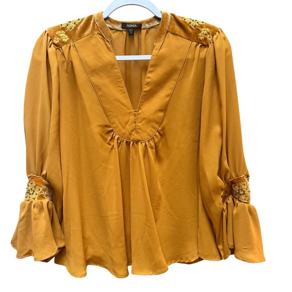 XOXO Women Small Embroidered Velvet Accented Blouse Peasant Gold Flowy‎ Glam Y2K